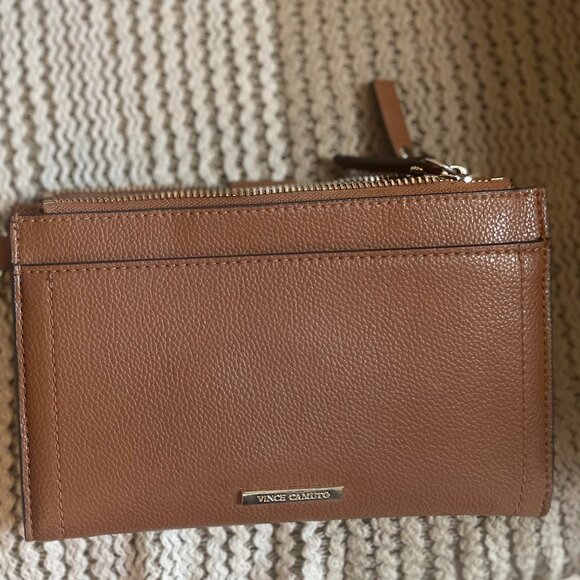 Vince Camuto Ike Tote Triple Compartment Handbag Hobo and Matching Wristlet - Picture 3 of 6